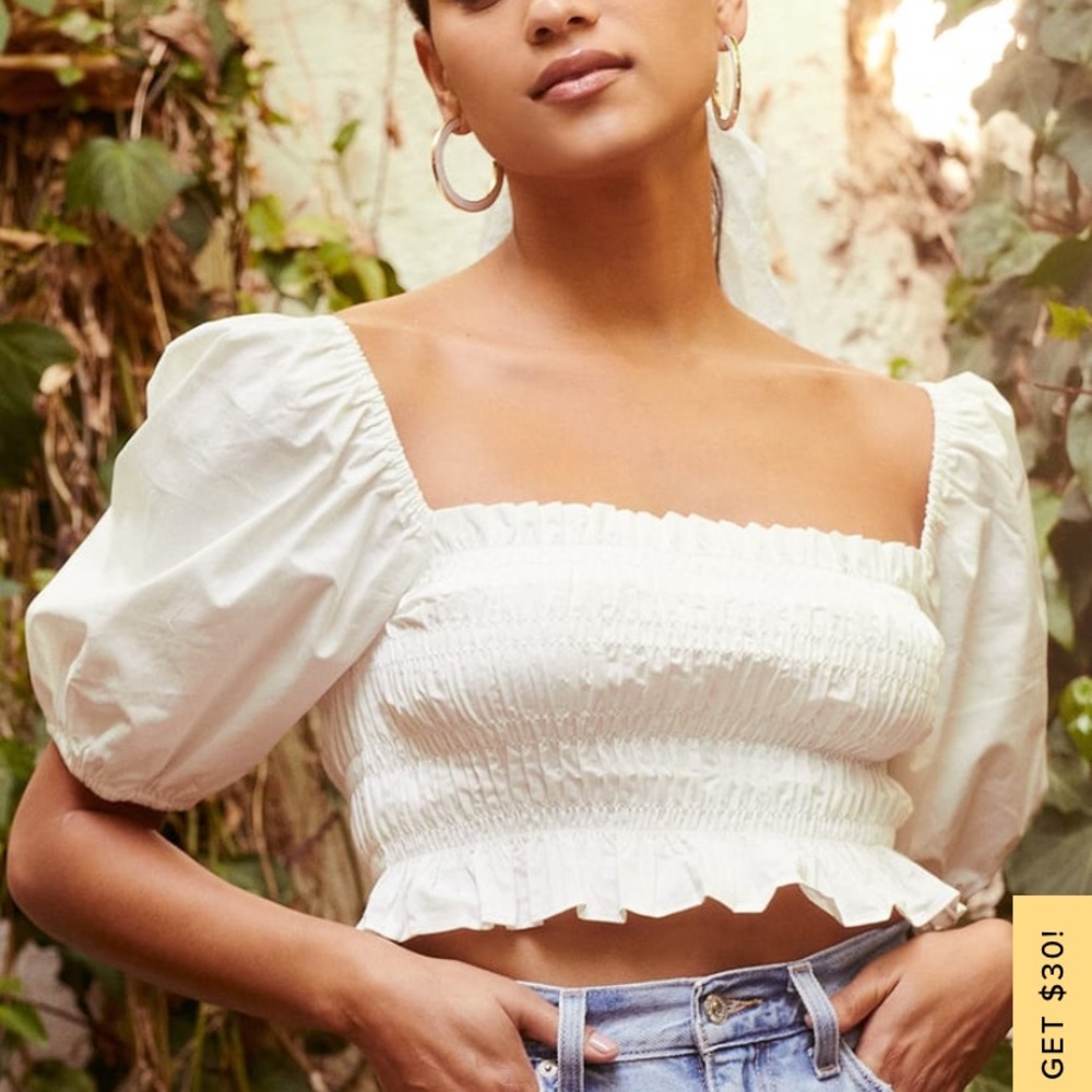 NWT small Lulus white top